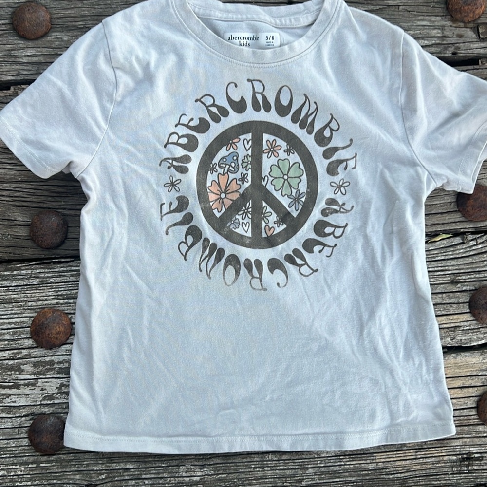 Abercrombie kids Tee